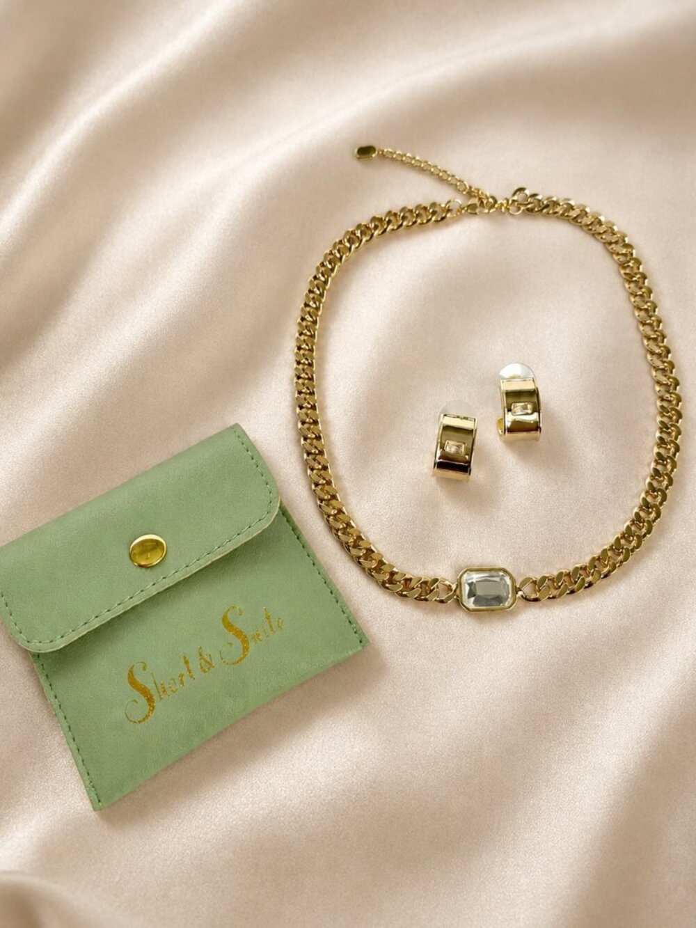 Short & Suite Chunky Gem Choker Necklace and Hoop Earrings Set $115 Gold Jewelry